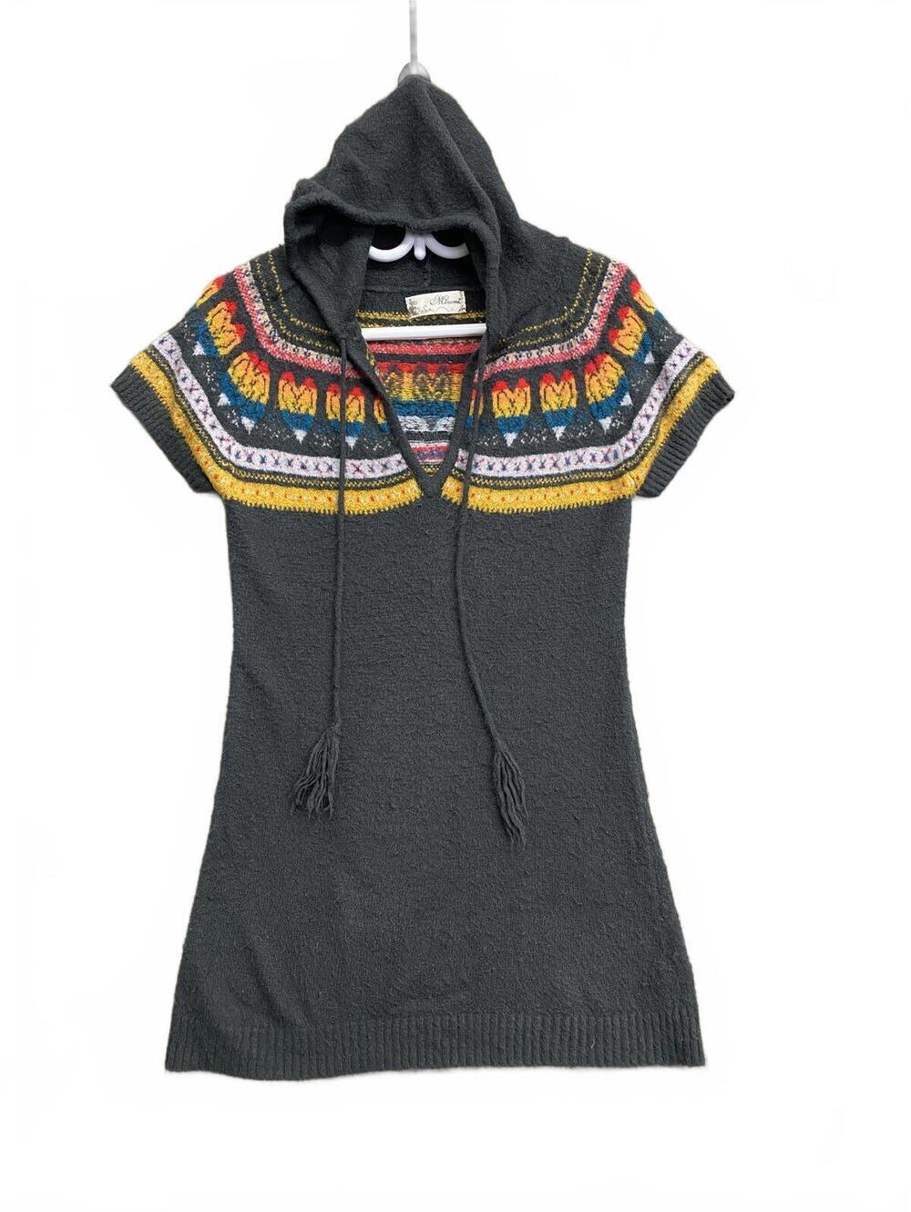 Mizumi Hooded Short Sleeve Sweater with Colorful Fair Isle Yoke Very Soft Size L